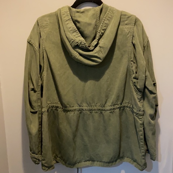 American Eagle Cargo Jacket - Picture 2 of 3